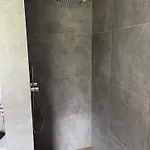 Ruhiges Zum Arbeiten Oder Erholung Mit Hund * リューダースドルフ