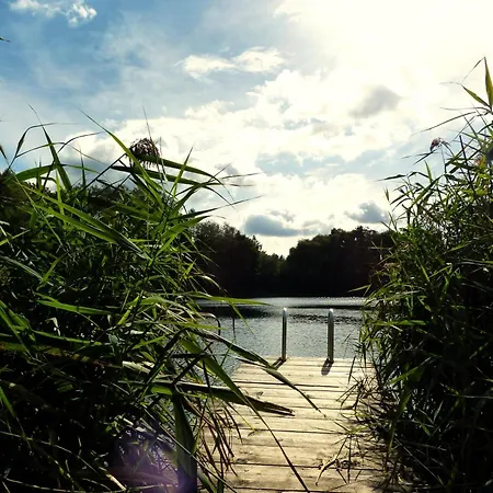 Δωμάτια σε οικογενειακή κατοικία Ruhiges Zum Arbeiten Oder Erholung Mit Hund *