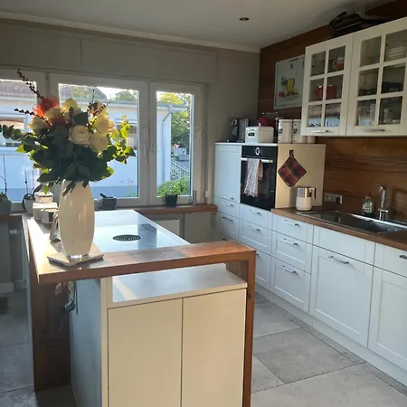 Ruhiges Zum Arbeiten Oder Erholung Mit Hund Rudersdorf