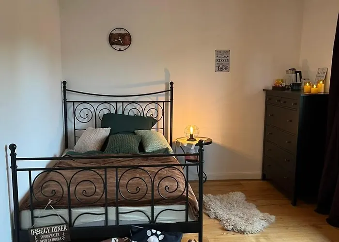 Ruhiges Zum Arbeiten Oder Erholung Mit Hund Δωμάτια σε οικογενειακή κατοικία